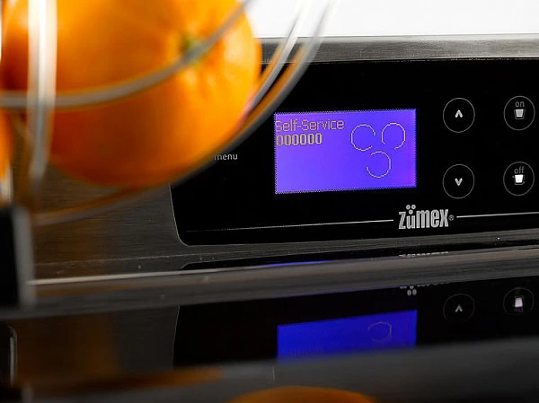 Соковыжималка Zumex Essential Pro UE (Black)