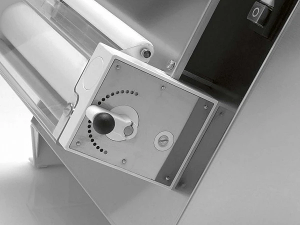 Тестораскаточная машина для пиццы Fama FSPM 100 (L 30H)
