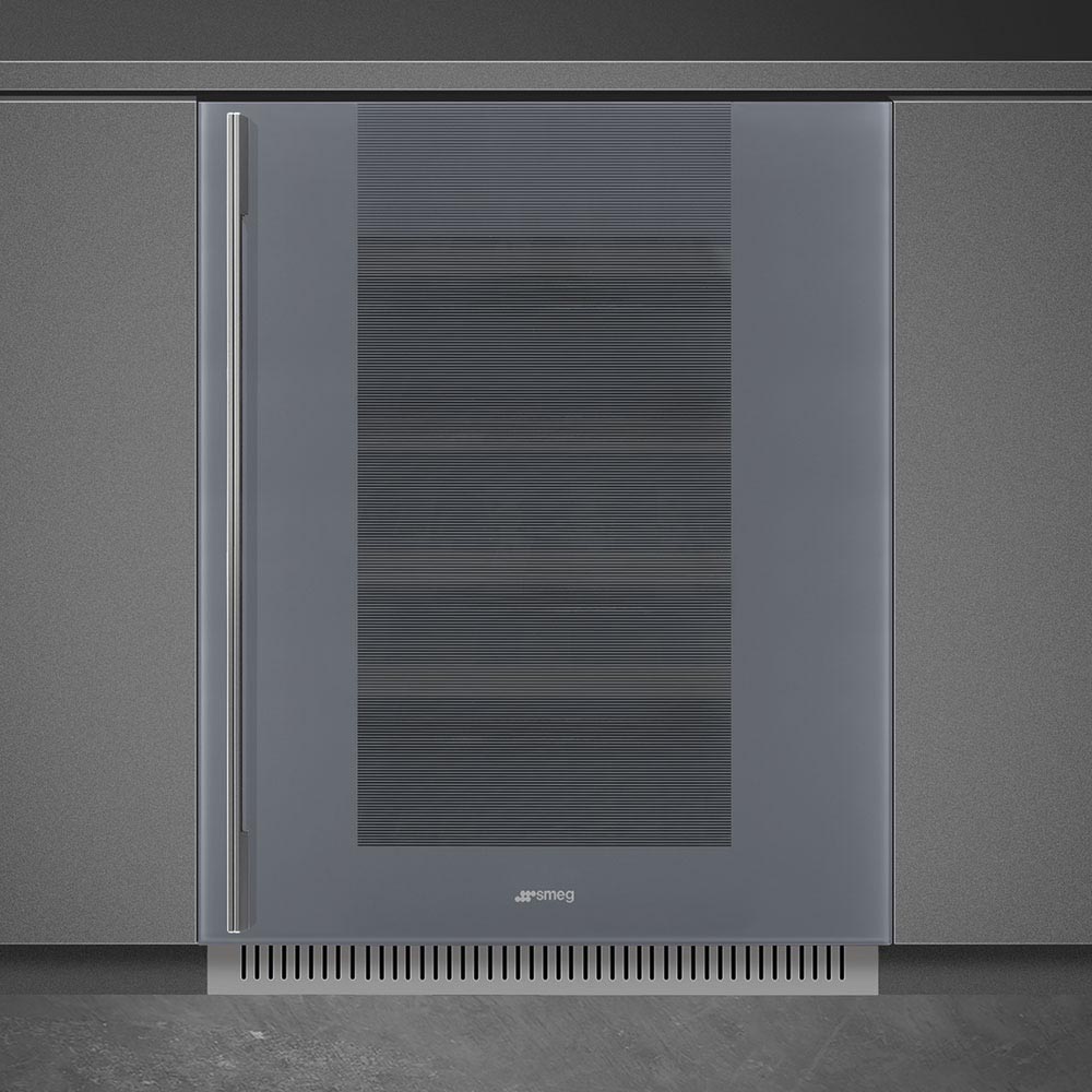 Встраиваемый винный шкаф Smeg CVI138RS3