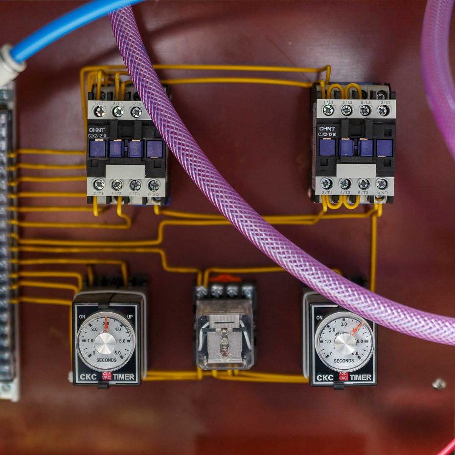 Вакуумный упаковщик бескамерный Hualian Machinery DZ-800W (обрезка)