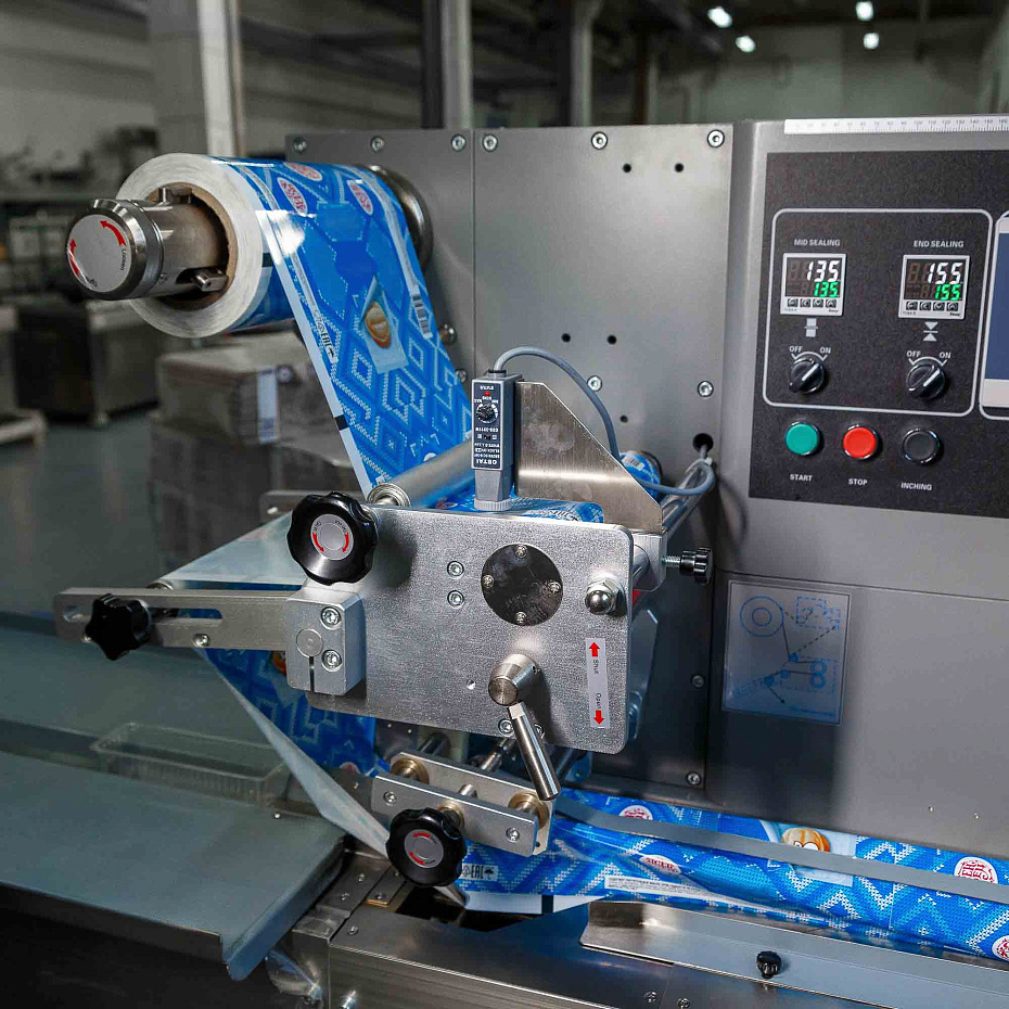 Горизонтальная упаковочная машина Hualian Machinery DXDZ-250D (1 нож, L 120-280, S 250, H - 60 mm)