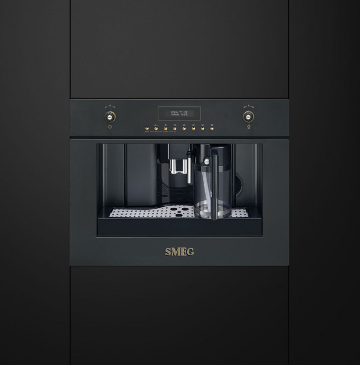 Автоматическая встраиваемая кофемашина Smeg CMS8451A