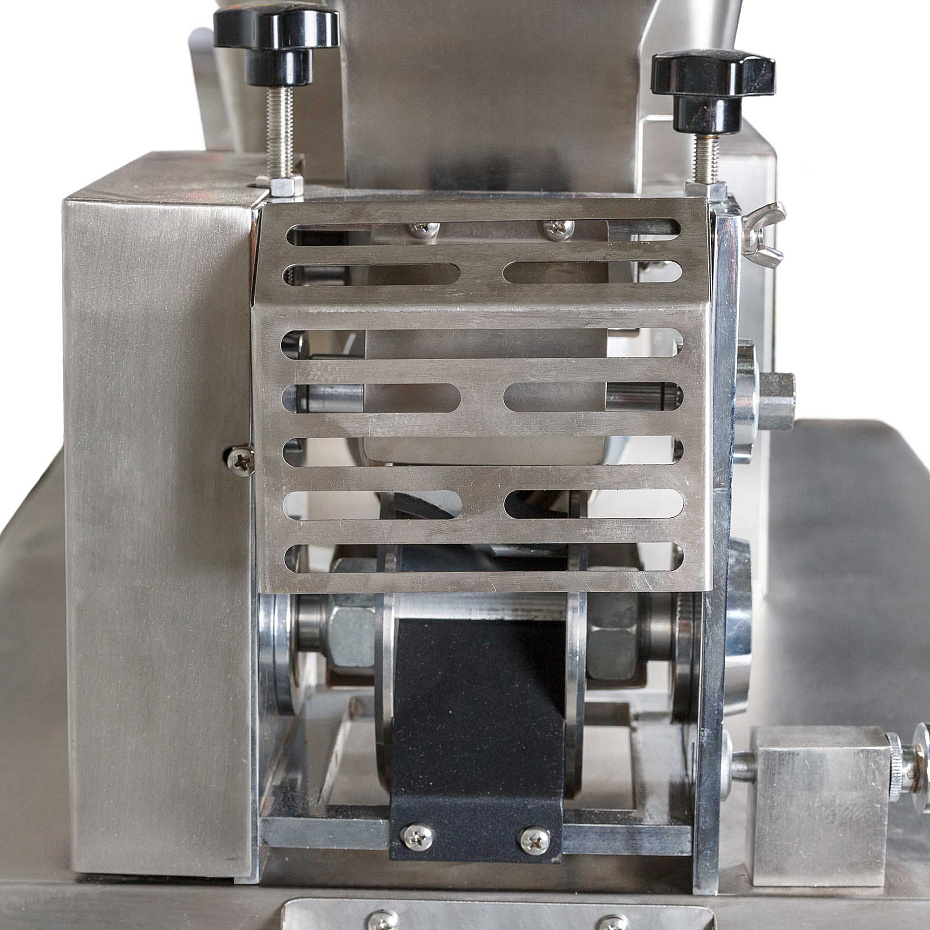 Пельменный аппарат Hualian Machinery JGL-135-6A (14-15 гр.) (100х52х8)