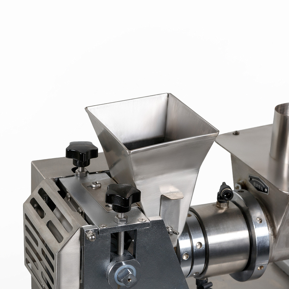 Пельменный аппарат Hualian Machinery JGL-135-5B (16-18 гр) (90х42х10)