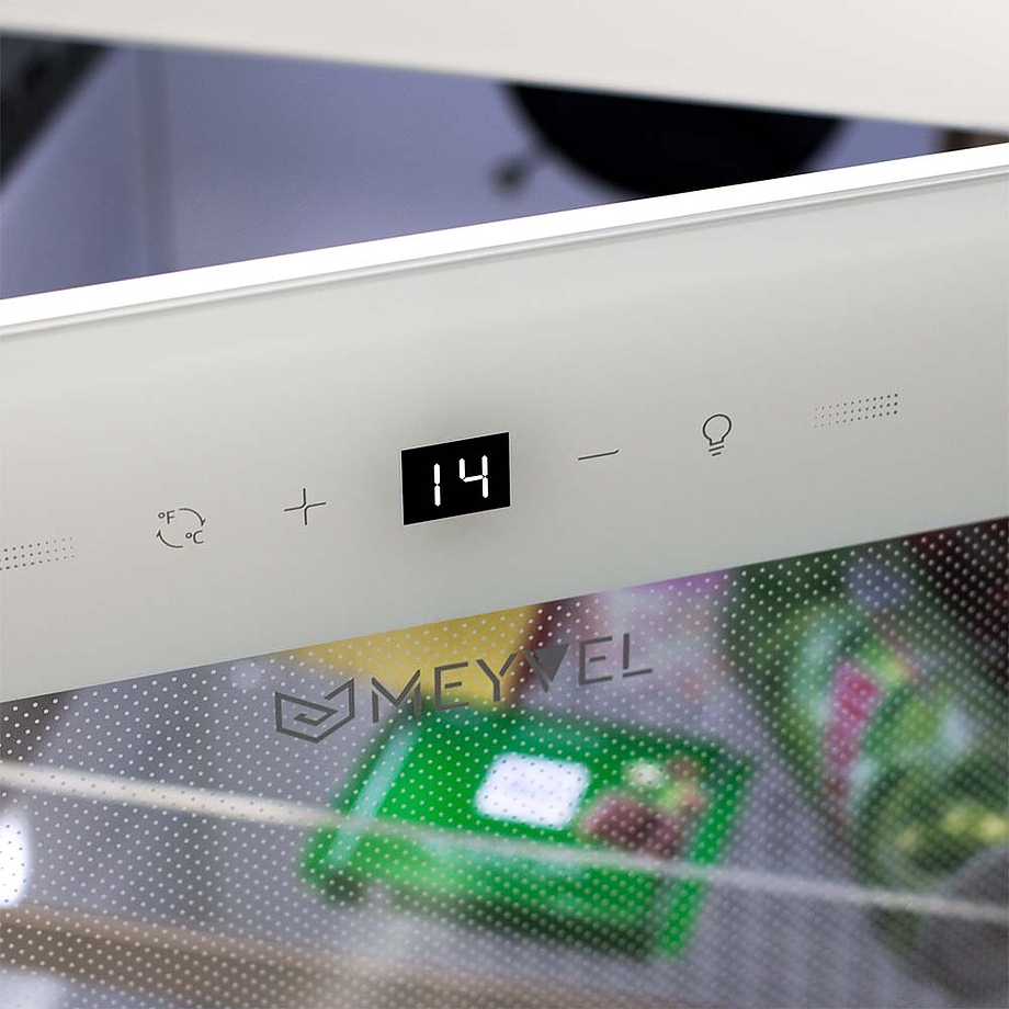 Холодильник для косметики Meyvel MD105-White