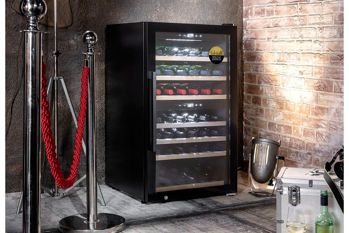 Винный шкаф Caso WineExclusive 66 Smart