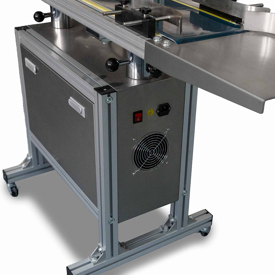 Индукционный запайщик Hualian Machinery LGYF-2000BX