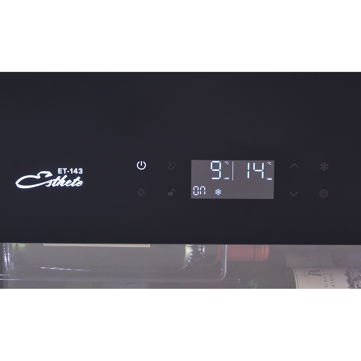 Винный шкаф монотемпературный Libhof ET-143 black