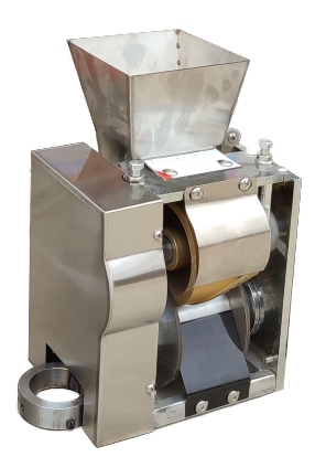Формующий узел пельменного аппарата Roal Meat QT-100 №1 (полумесяц, ровные края; 16-18гр)