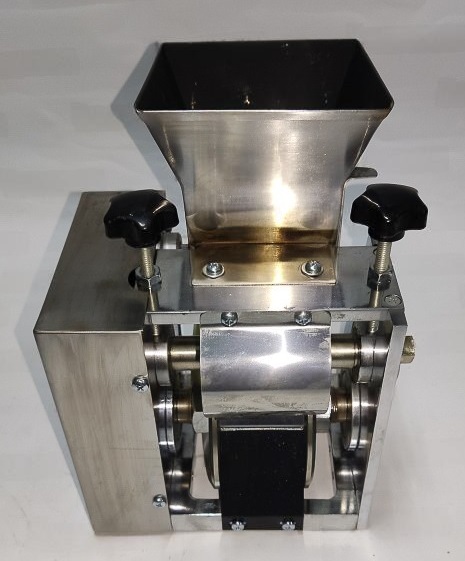 Формующая голова Hualian Machinery для JGL-120-5B (16-18 гр., матрица Ø100*52, 6 ячеек) (00-00001215)