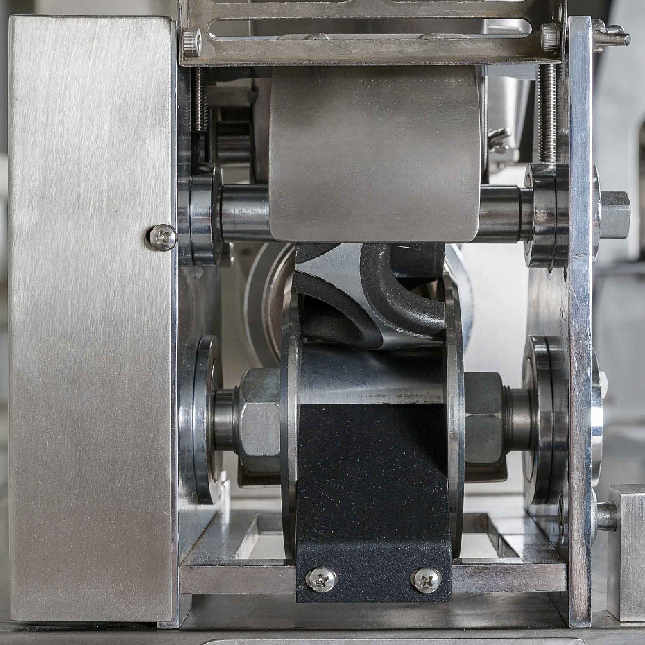 Пельменный аппарат Hualian Machinery JGL-135-6A (14-15 гр.) (100х52х8)