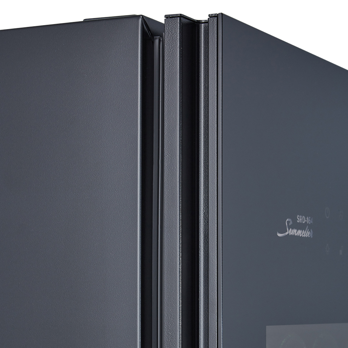 Винный шкаф двухзонный Libhof SRD-164 Black